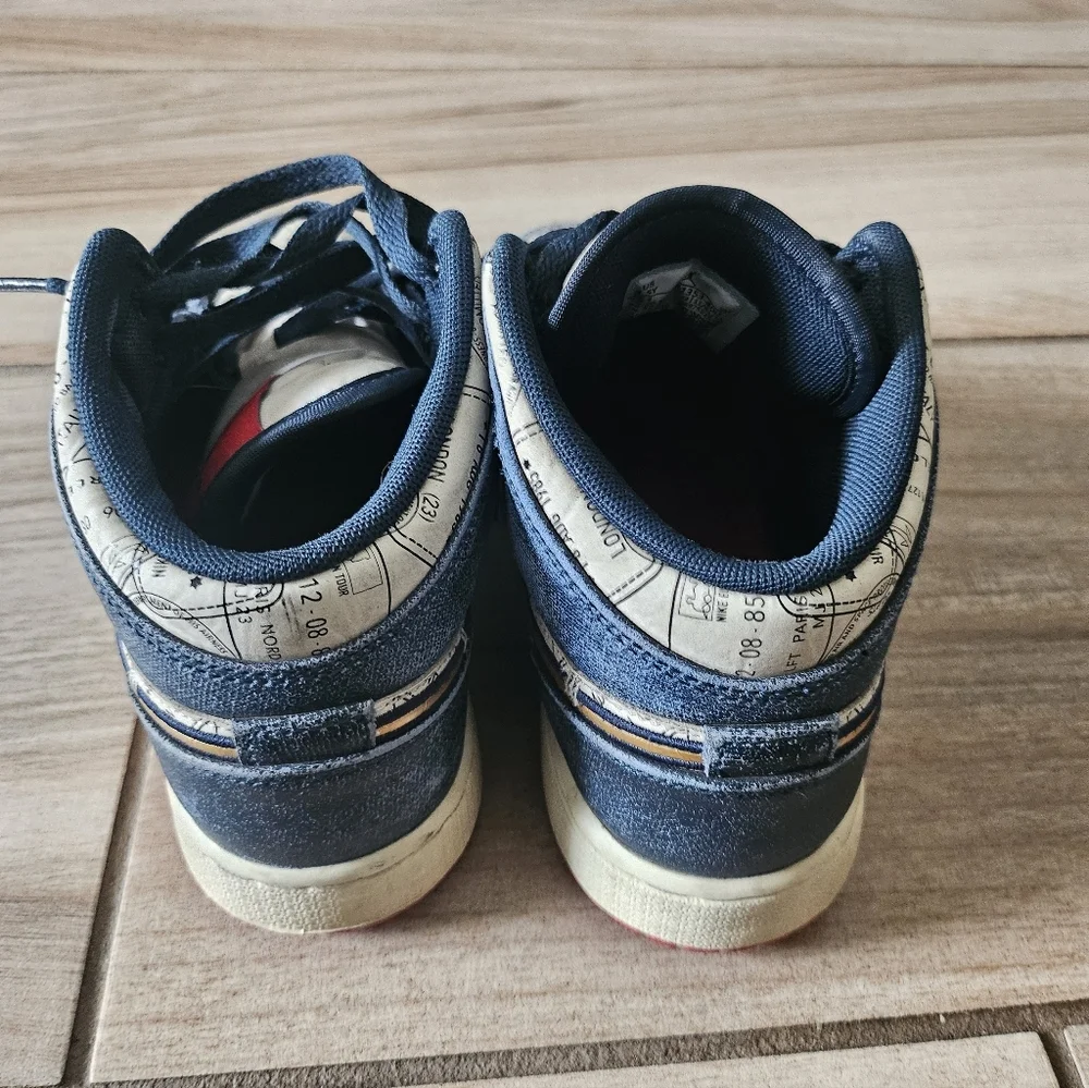 Jordan 1 Kids Mid SE Take Flight Gold Swoosh  Sneaker 4.5Y - Picture 5 of 15